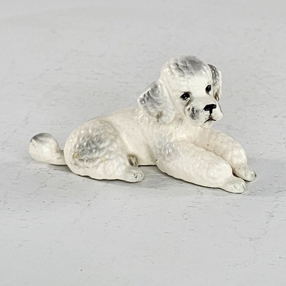 Vintage Josef Originals Miniature Poodle Figurine Dog Lying Down - Picture 1 of 6